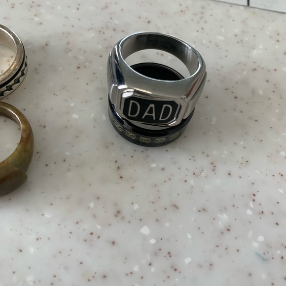 4 Men’s Rings Lot Bundle - Picture 5 of 7